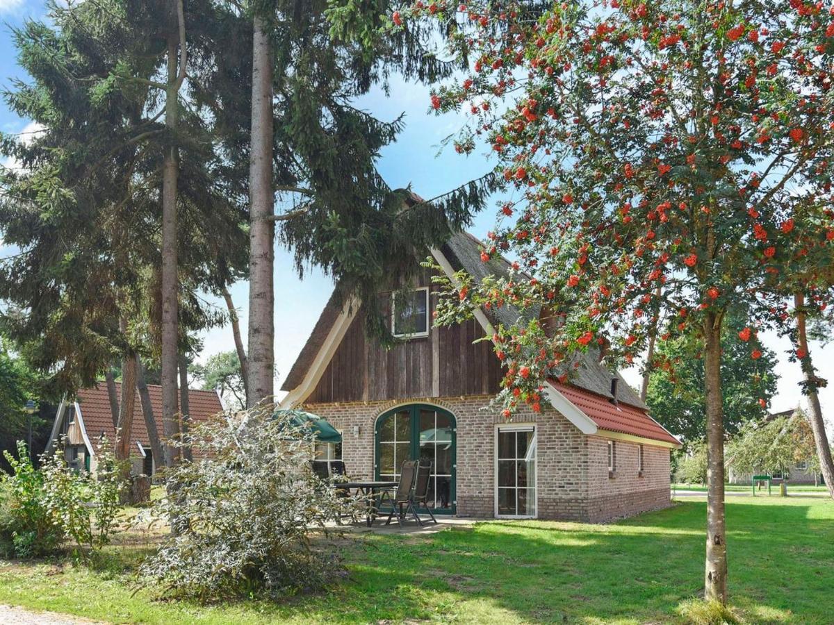 Landal Landgoed De Hellendoornse Berg Hotel Haarle Ngoại thất bức ảnh